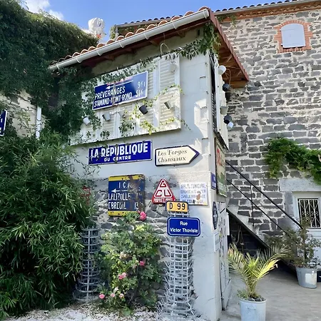 Les Hirondelles Du Marais Riom