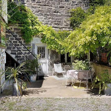 ベッド・アンド・ブレックファスト Les Hirondelles Du Marais